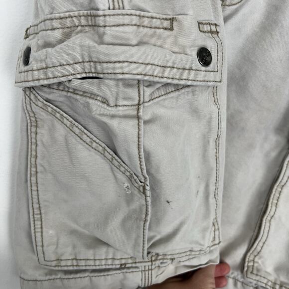 DISTRESSED- Carhartt Men's Size 31 Relaxed Fit Work Cargo Shorts Tan Khaki Beige - Picture 10 of 14